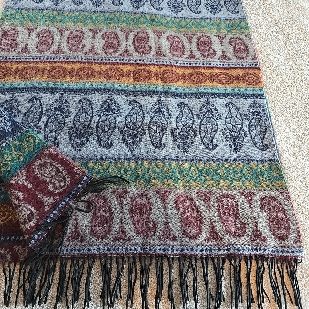 Made In Italy Paisley Scarf/shawl Fringe Trim Multicolor‎ Boho Wrap - Picture 3 of 7